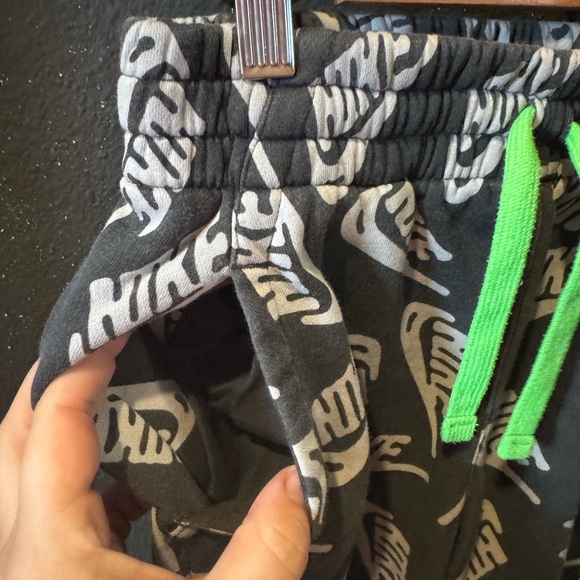 Nike Kids Grey and Green Logo Joggers - Picture 3 of 5